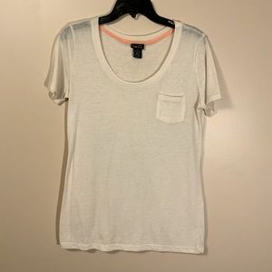 Rue 21 front pocket tee